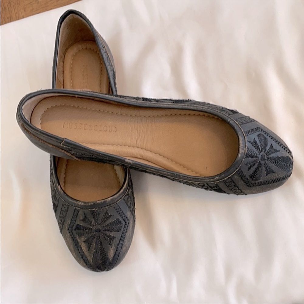 MUSSE & CLOUD DISTRESSED FLATS.   NEW. - Picture 5 of 10